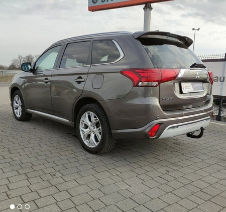 Mitsubishi Outlander cena 108800 przebieg: 108200, rok produkcji 2019 z Gniew małe 407